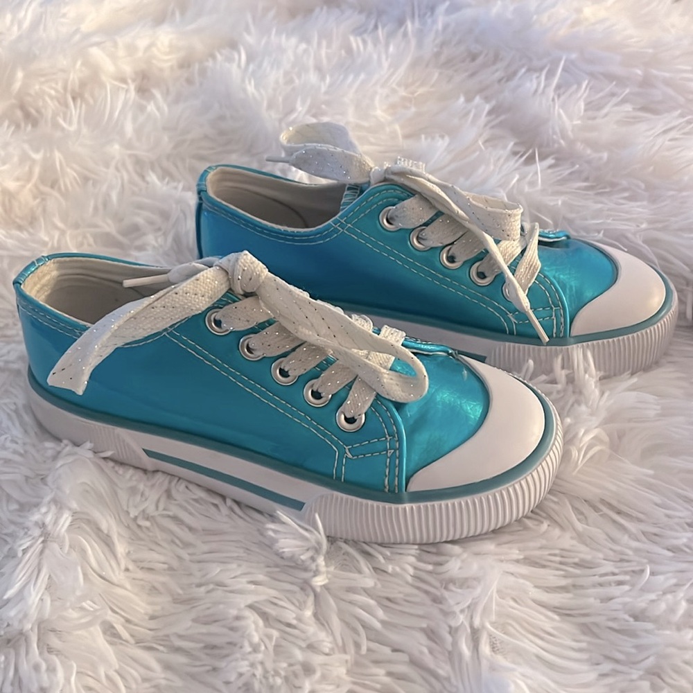 US SPORTS Sneakers Turquoise, Metallic/Shiny Material Size 13 girls